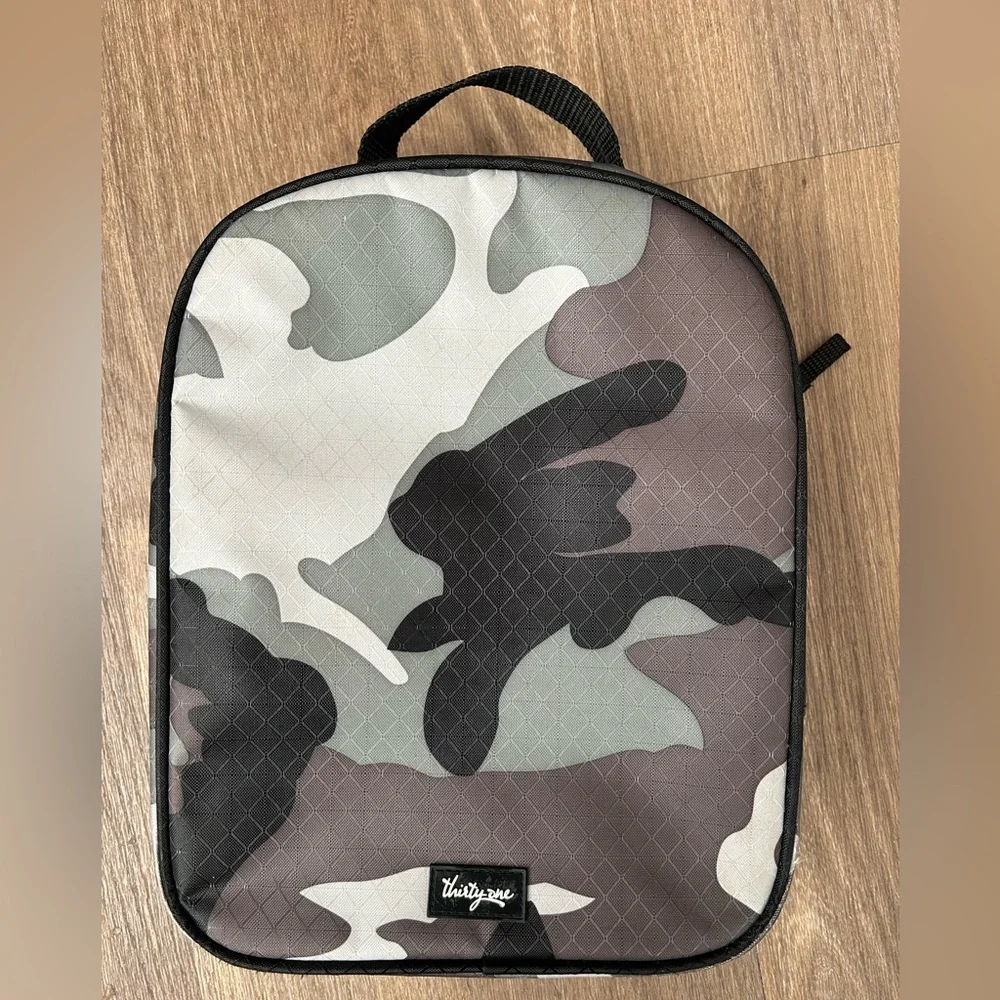 Thirty-One Gray and Black Camouflage Lunch Bag